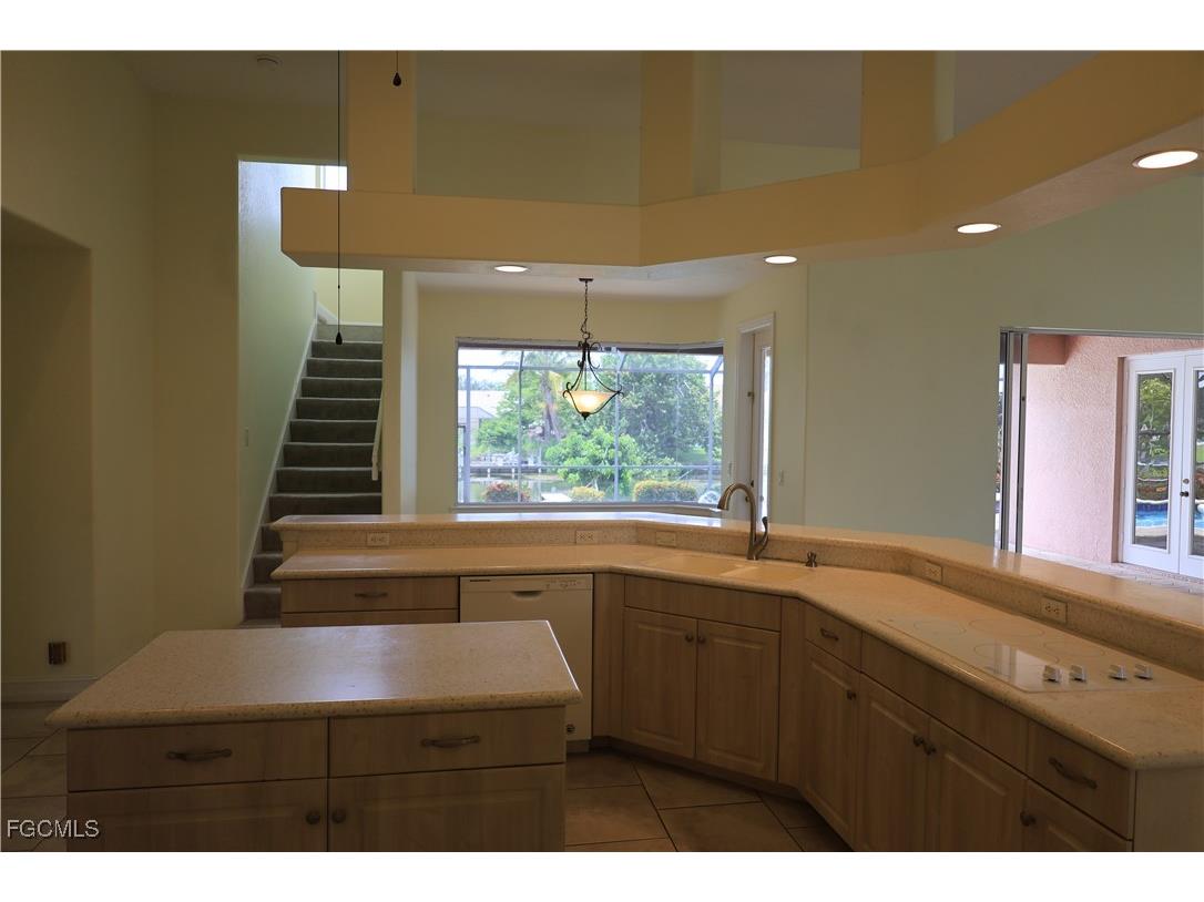 325 SE 21st Street Cape Coral FL 33990 2025020836 image11