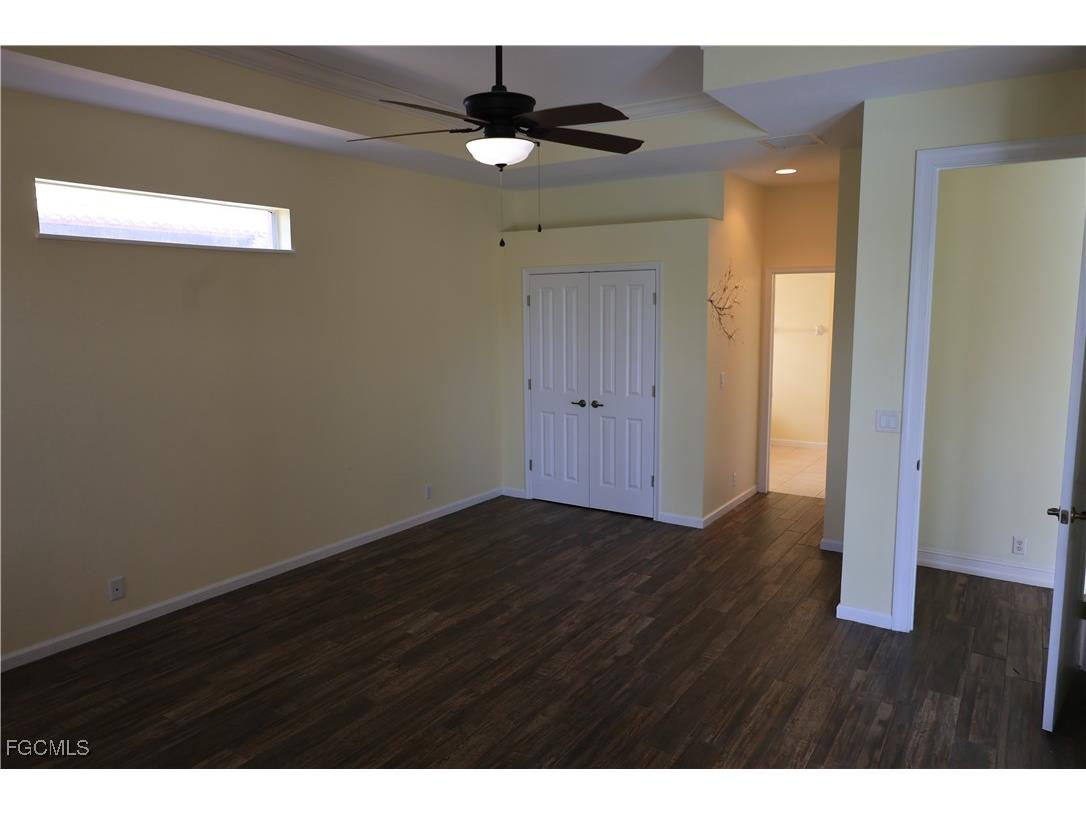 325 SE 21st Street Cape Coral FL 33990 2025020836 image17