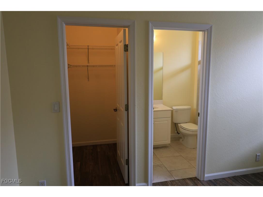 325 SE 21st Street Cape Coral FL 33990 2025020836 image22