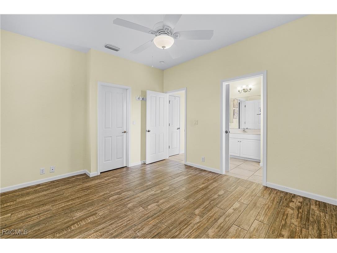 325 SE 21st Street Cape Coral FL 33990 2025020836 image40