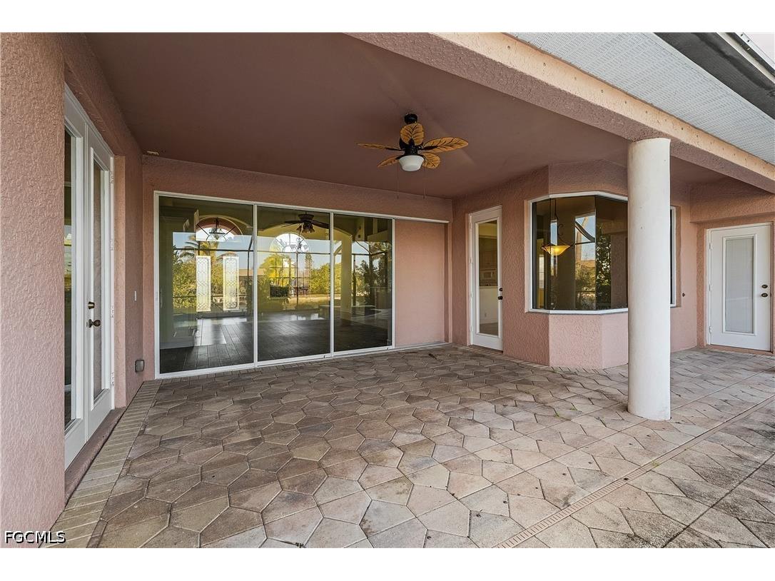 325 SE 21st Street Cape Coral FL 33990 2026022388 image11