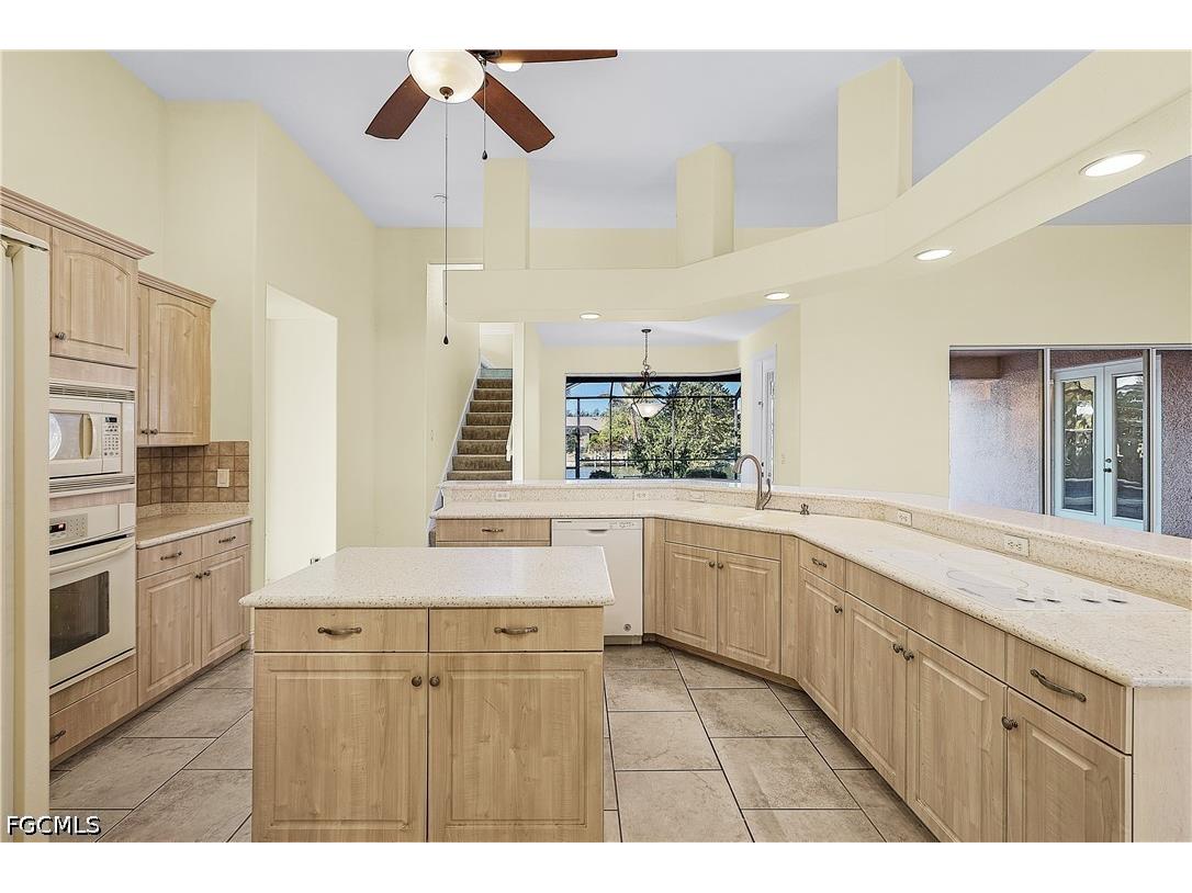 325 SE 21st Street Cape Coral FL 33990 2026022388 image19