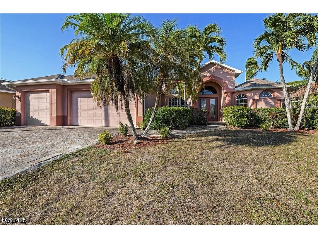 325 SE 21st Street Cape Coral FL 33990 2026022388 image4