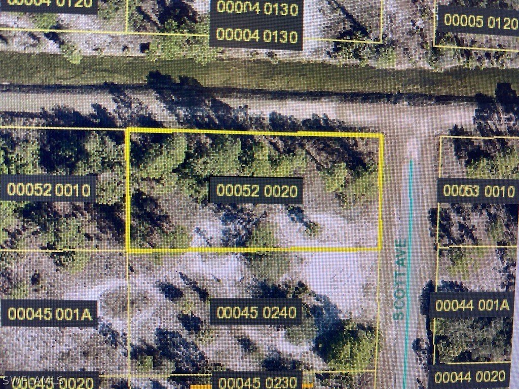 325 Scott Avenue Lehigh Acres FL 33936 222066743 image1