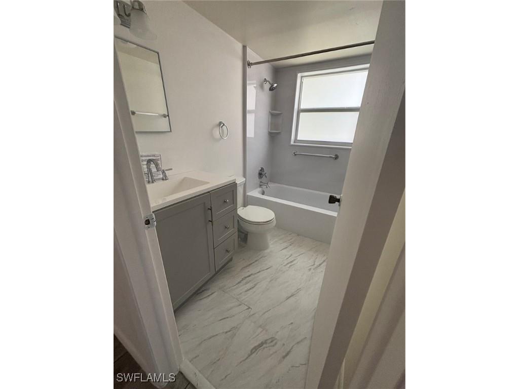 3250 10th Street N #A8 Naples FL 34103 226000734 image9