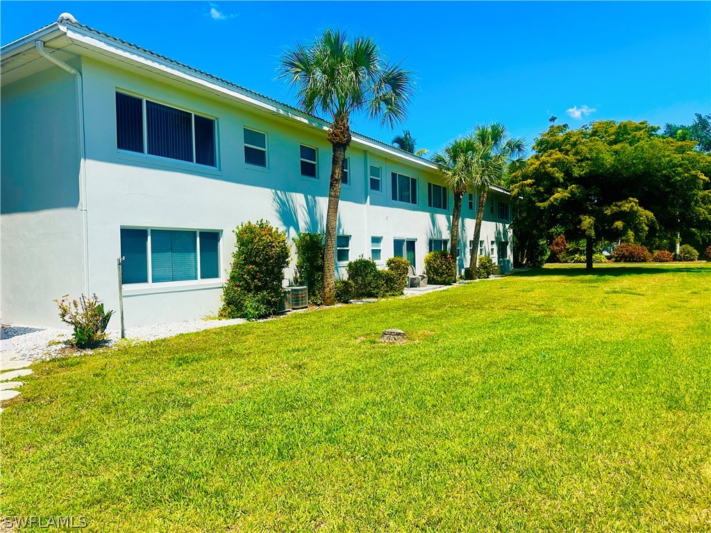 3250 10th Street N #B5 Naples FL 34103 224034867 image1