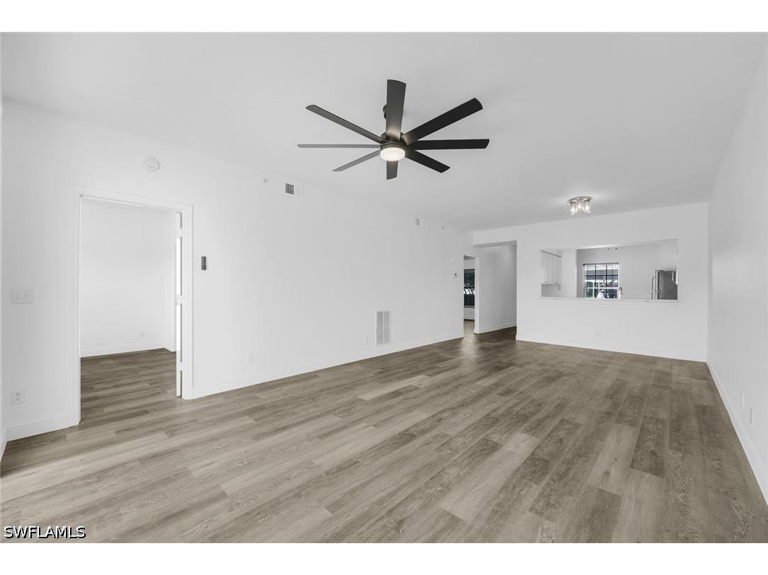 3250 Cypress Glen Way #402 Naples FL 34109 226013784 image5