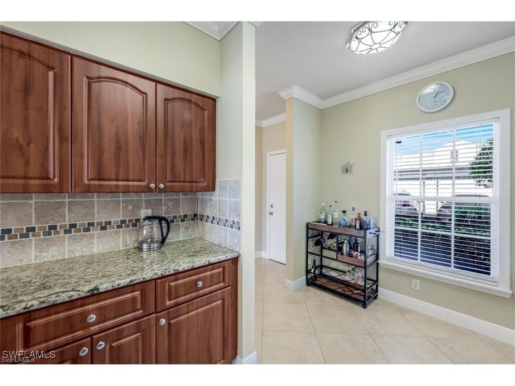 3250 Cypress Glen Way #404 Naples FL 34109 225073914 image11