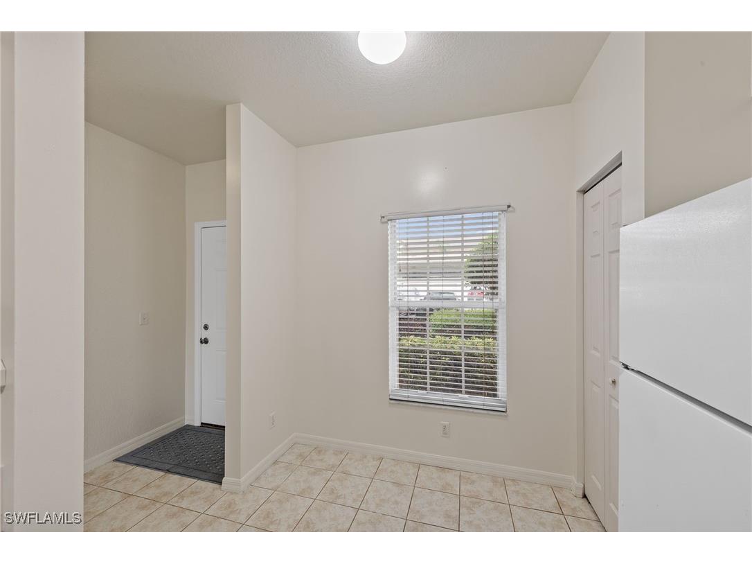 3250 Cypress Glen Way #406 Naples FL 34109 225071010 image10