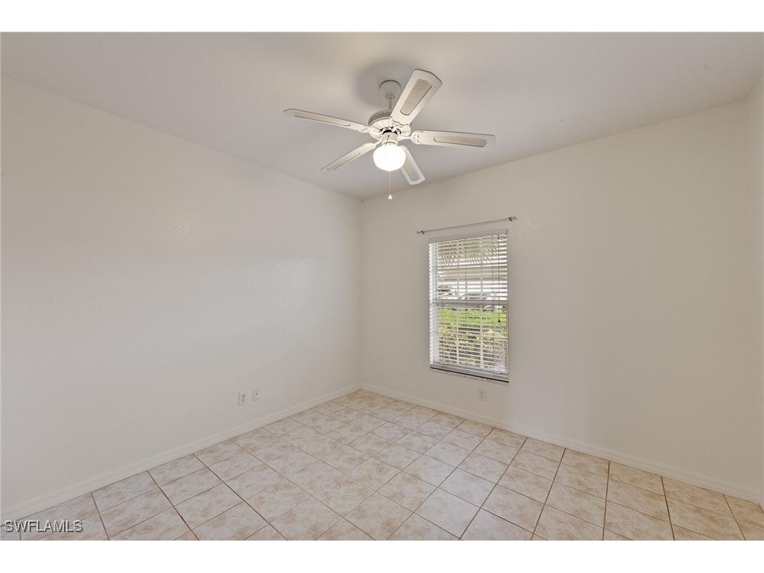 3250 Cypress Glen Way #406 Naples FL 34109 225071010 image18