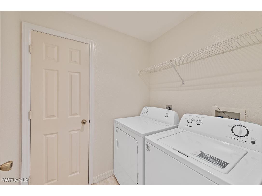 3250 Cypress Glen Way #406 Naples FL 34109 225071010 image20