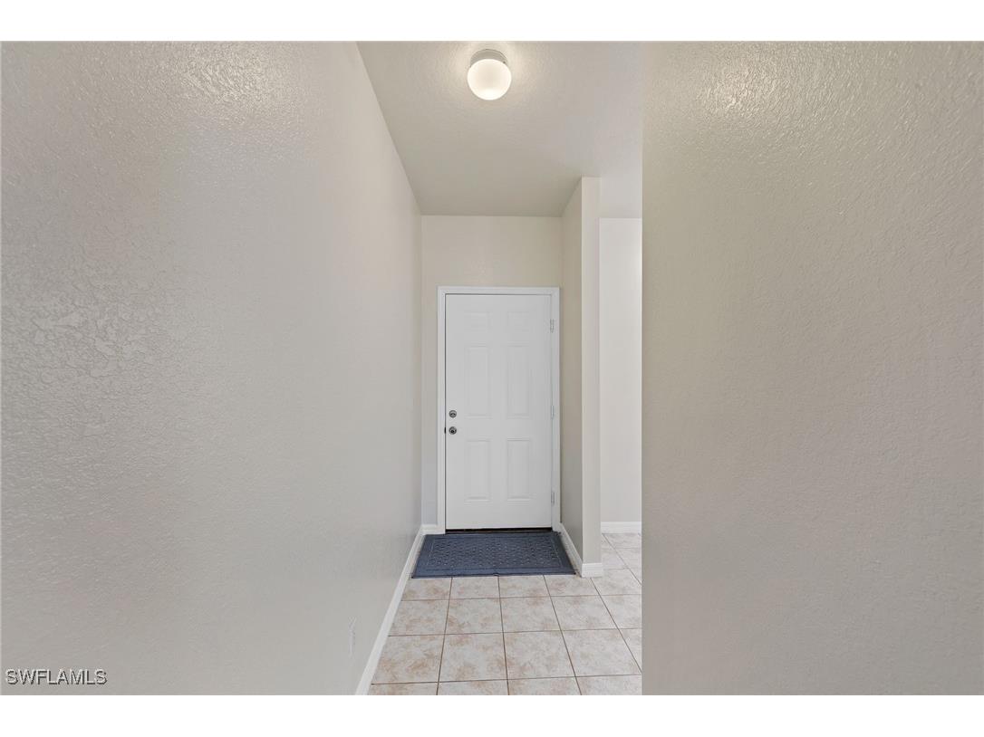 3250 Cypress Glen Way #406 Naples FL 34109 225071010 image6