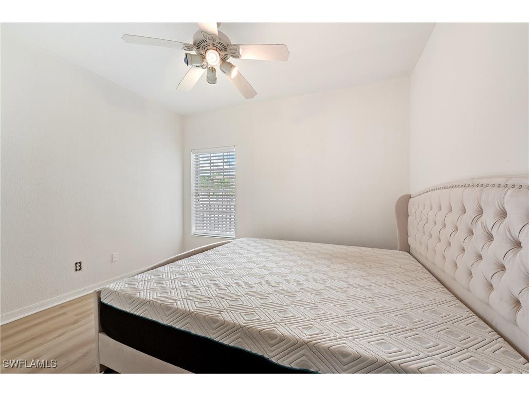 3250 Cypress Glen Way #413 Naples FL 34109 225076860 image13