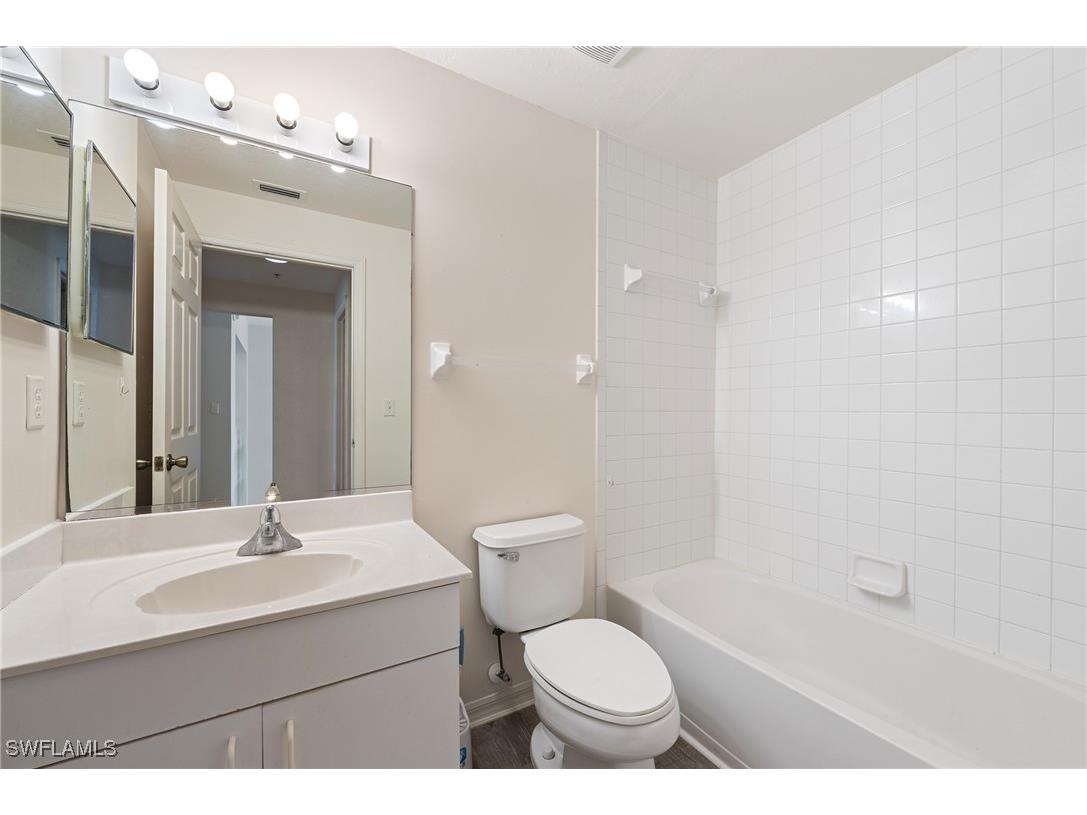 3250 Cypress Glen Way #413 Naples FL 34109 225076860 image19