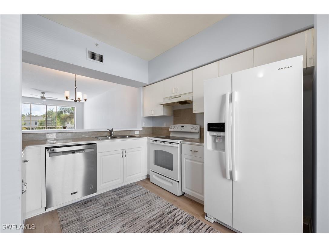 3250 Cypress Glen Way #413 Naples FL 34109 225076860 image3