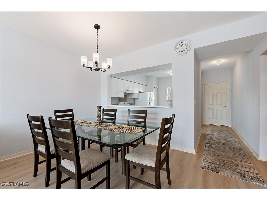 3250 Cypress Glen Way #413 Naples FL 34109 225076860 image5