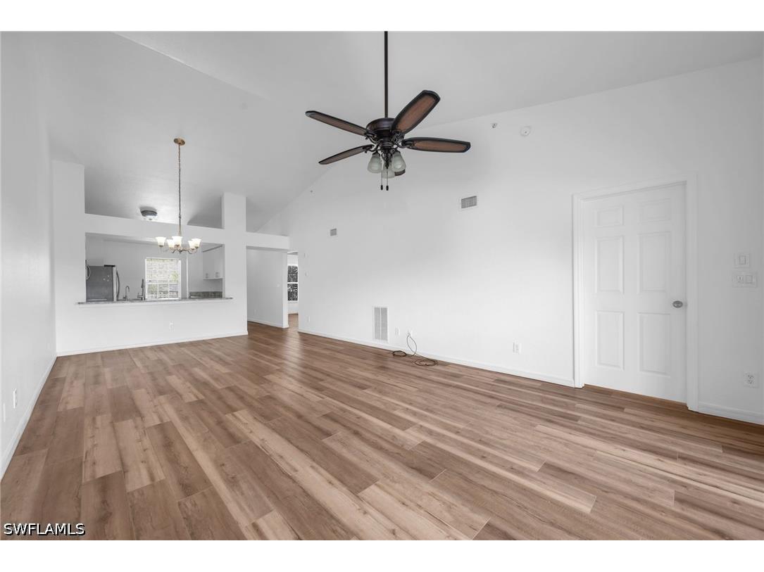 3250 Cypress Glen Way #423 Naples FL 34109 226018937 image1