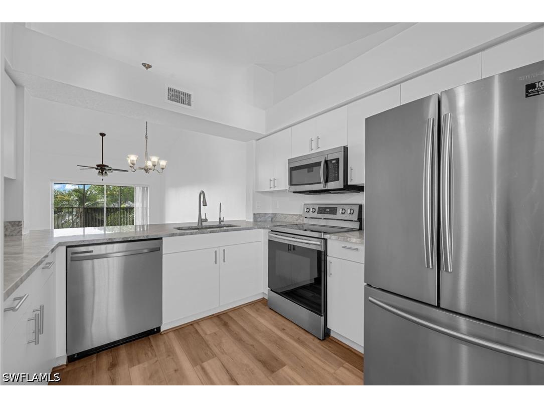 3250 Cypress Glen Way #423 Naples FL 34109 226018937 image3