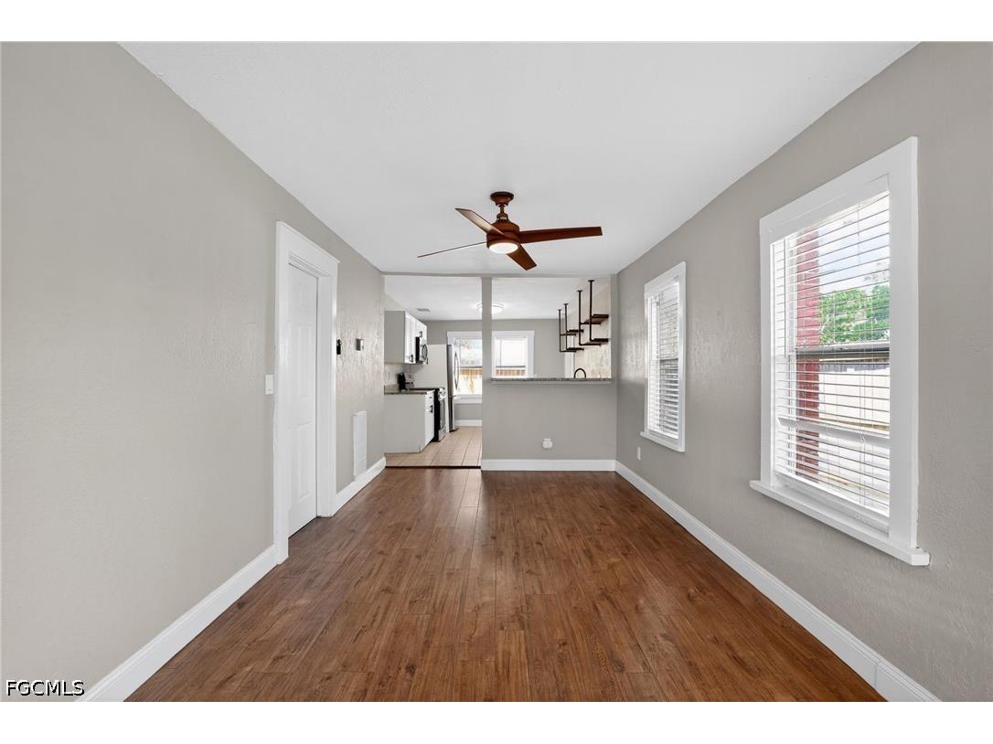 3250 Prescott Street N Saint Petersburg FL 33713 2026018218 image17