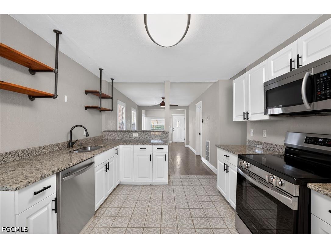 3250 Prescott Street N Saint Petersburg FL 33713 2026018218 image22