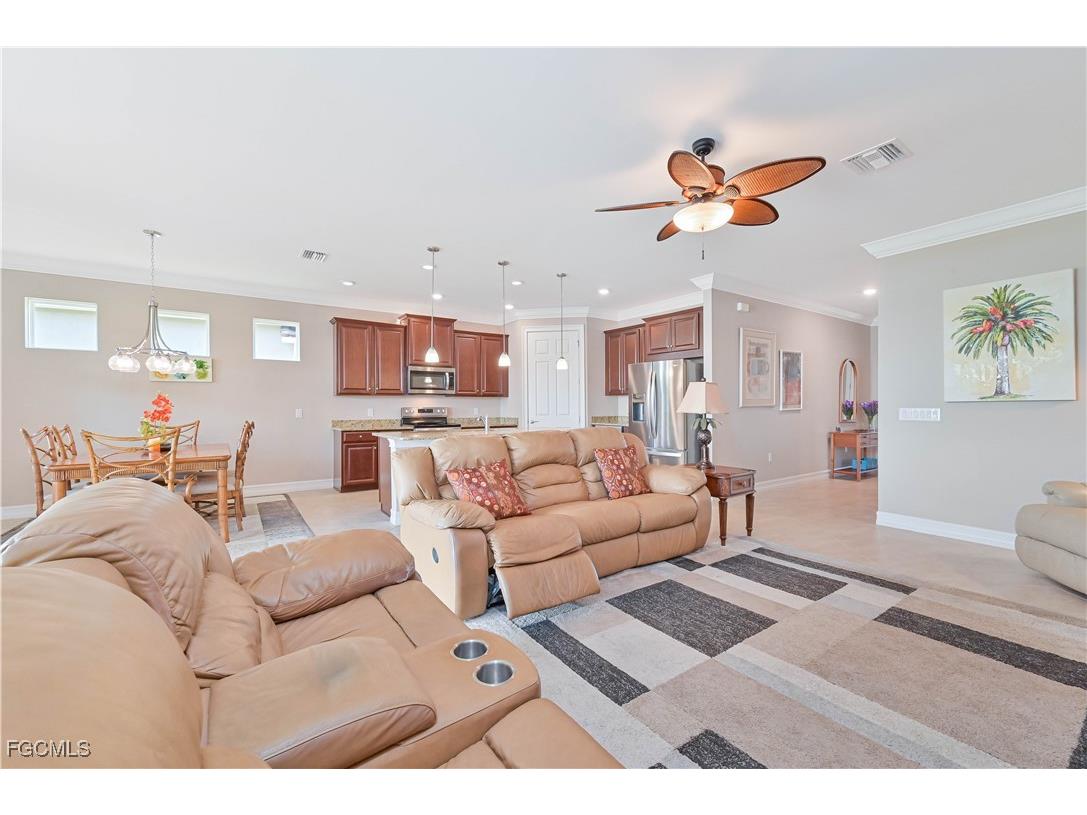 3256 Birch Tree Lane Alva FL 33920 2025016599 image15