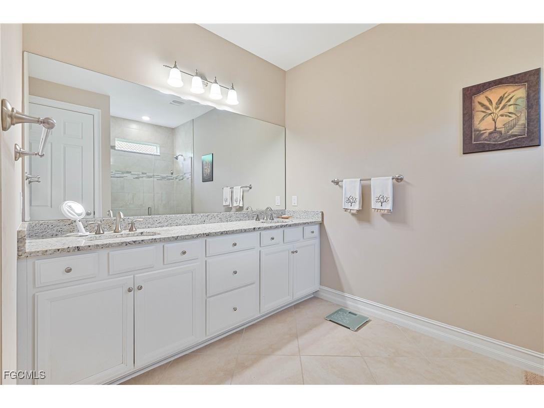 3256 Birch Tree Lane Alva FL 33920 2025016599 image29