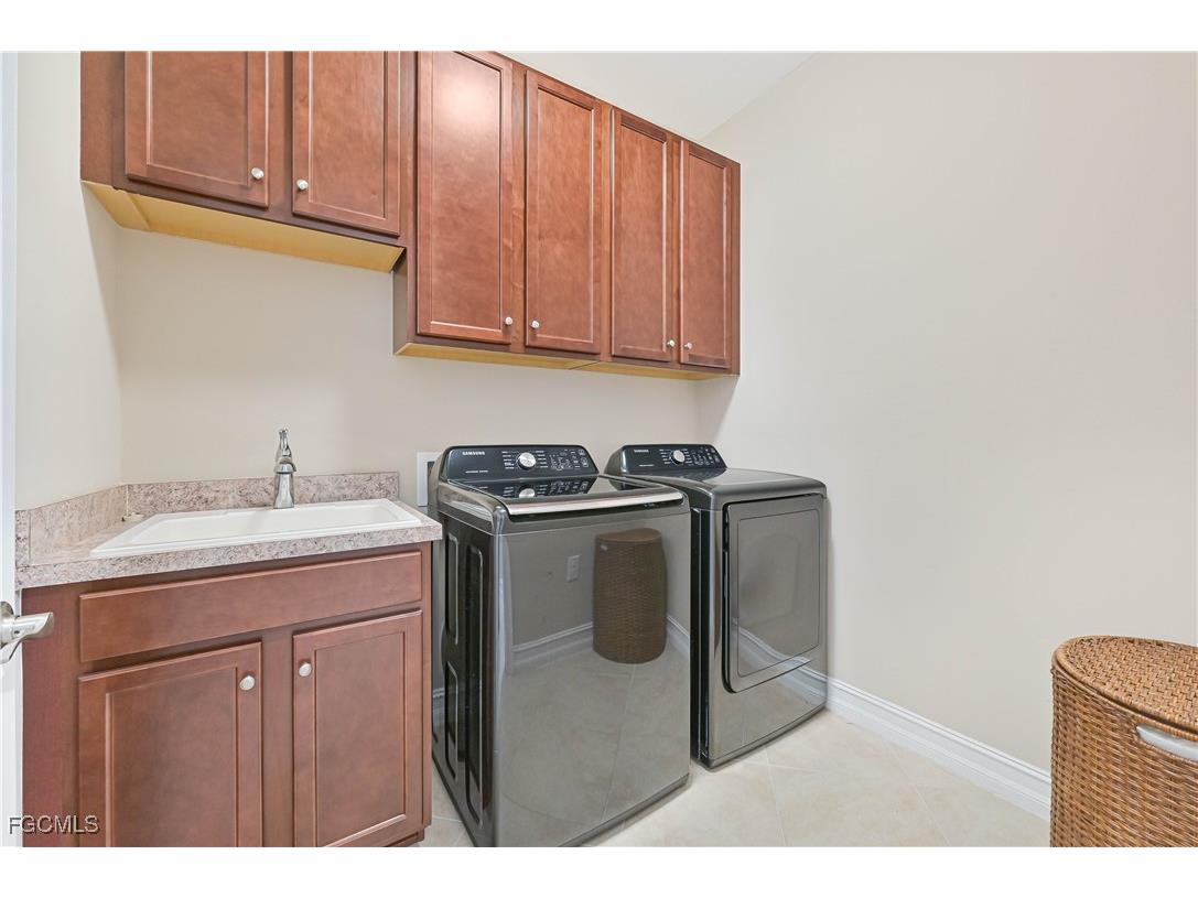 3256 Birch Tree Lane Alva FL 33920 2025016599 image38