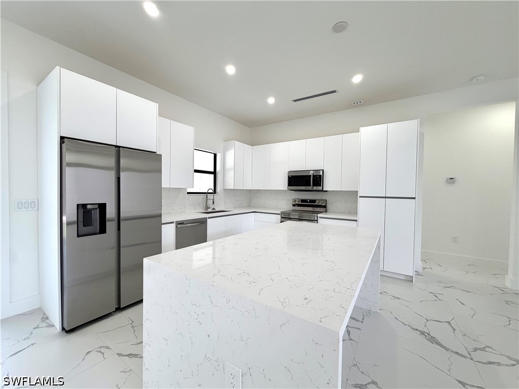 3257 Desoto Blvd S Naples FL 34117 226025082 image5