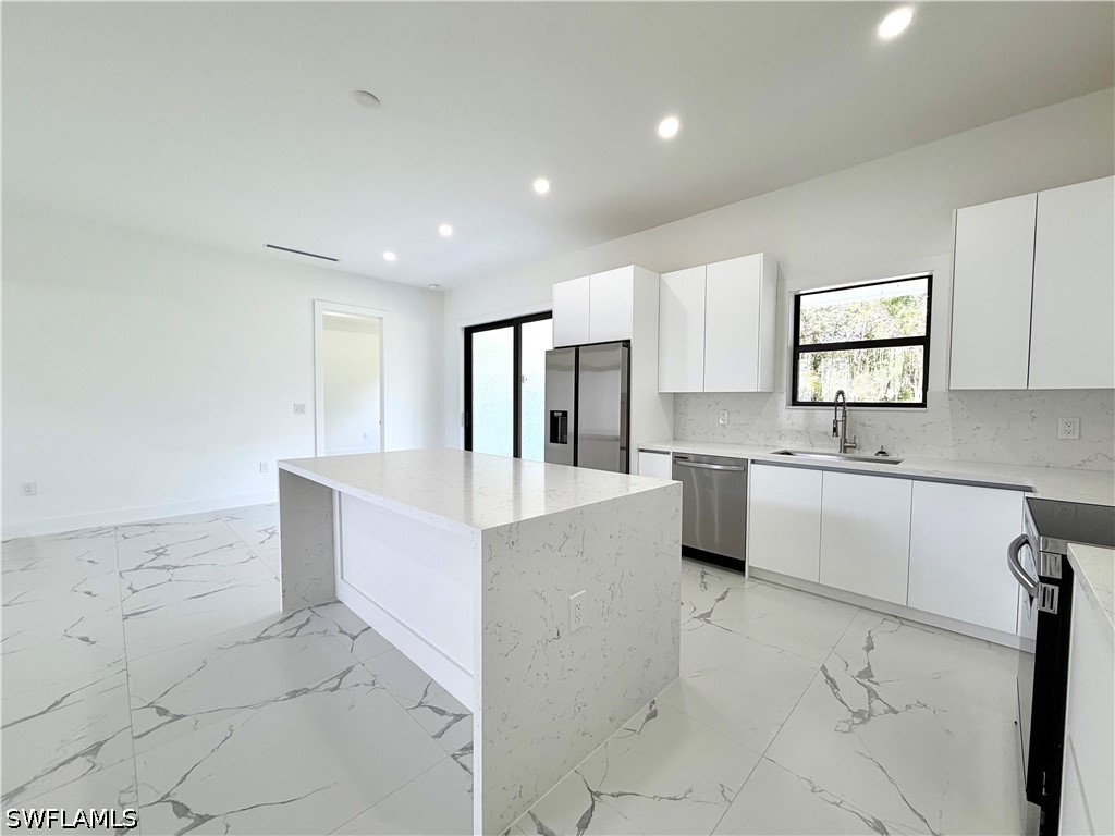 3257 Desoto Blvd S Naples FL 34117 226025082 image7