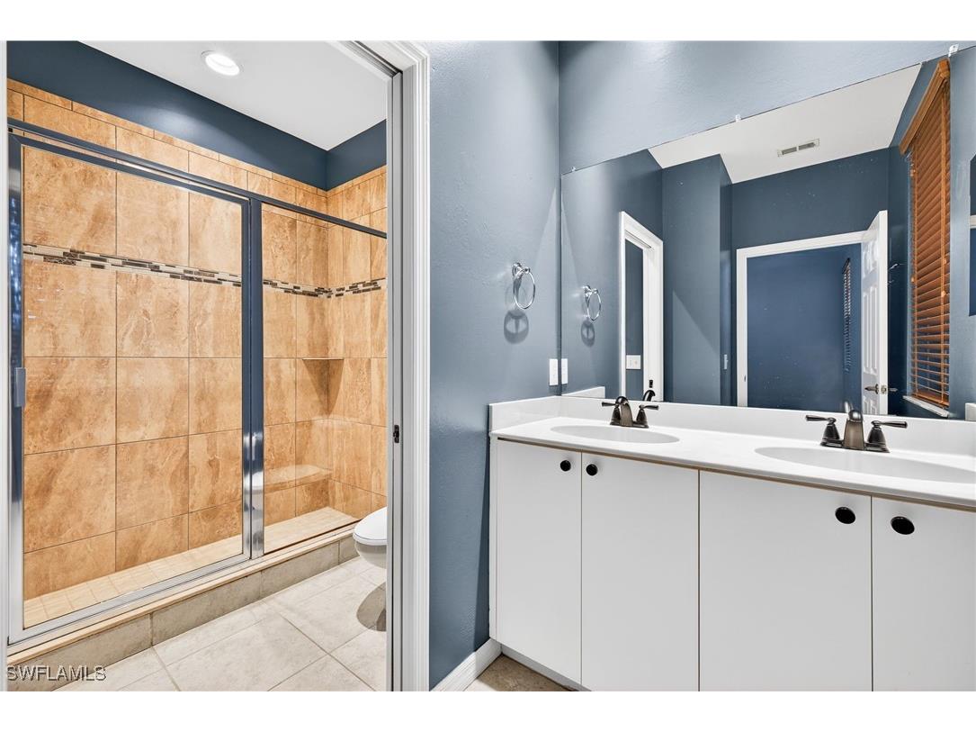 3258 Tamara Drive #2 Naples FL 34109 226002233 image20