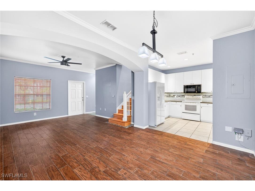 3258 Tamara Drive #2 Naples FL 34109 226002233 image8