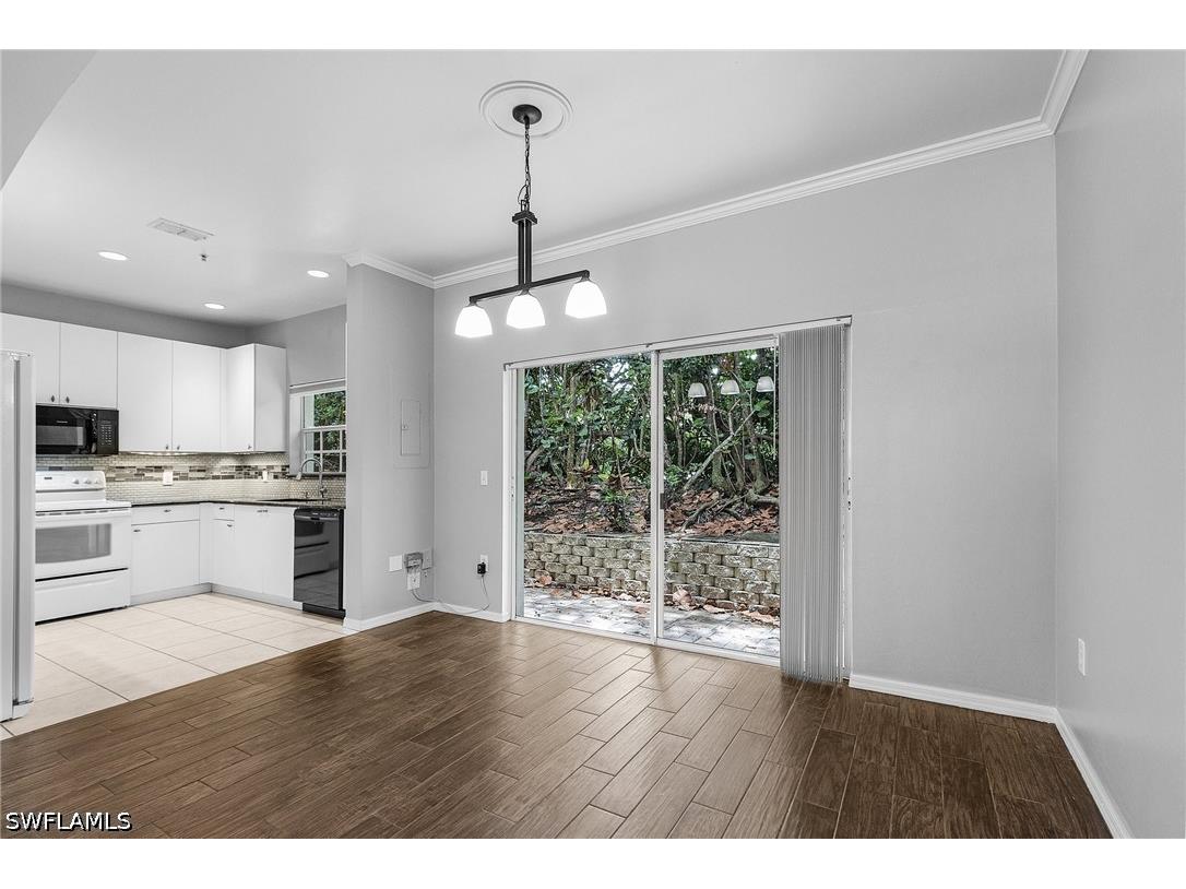 3258 Tamara Drive #2 Naples FL 34109 226022897 image7