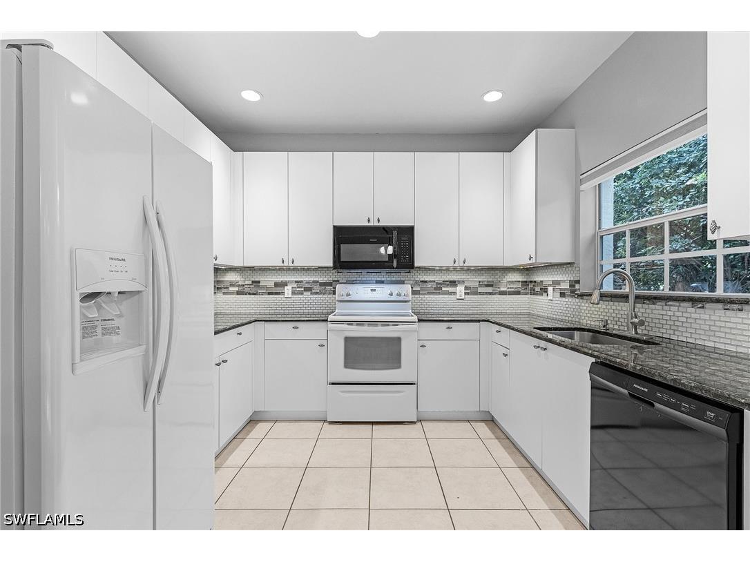 3258 Tamara Drive #2 Naples FL 34109 226022897 image8