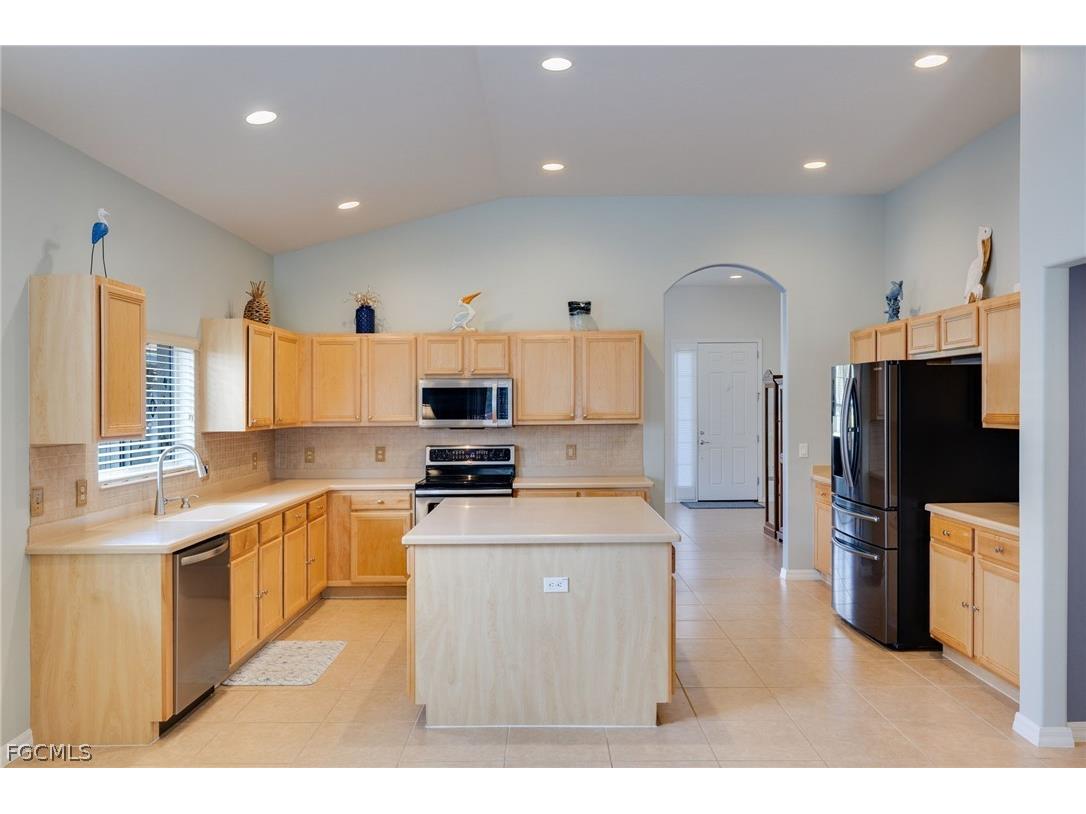 3259 Aralia Court Alva FL 33920 2026009117 image10