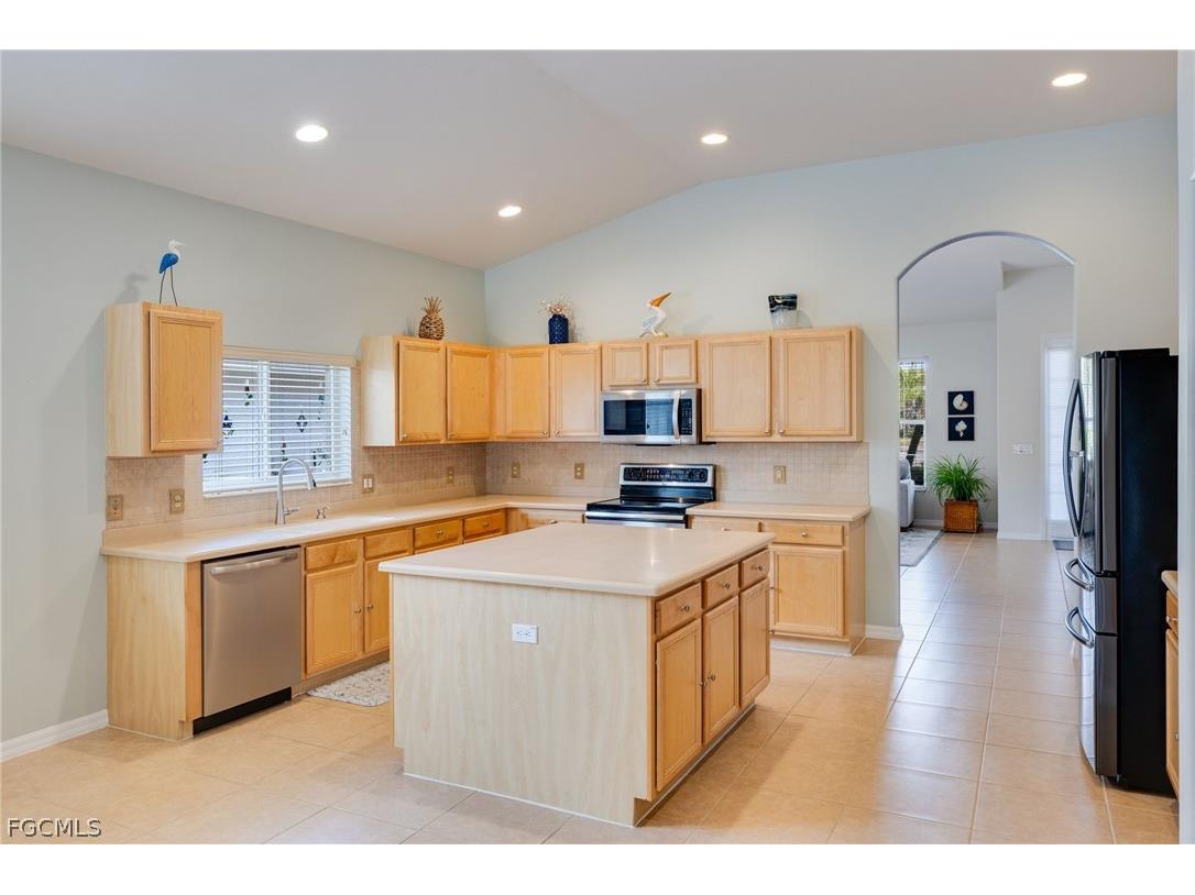 3259 Aralia Court Alva FL 33920 2026009117 image11