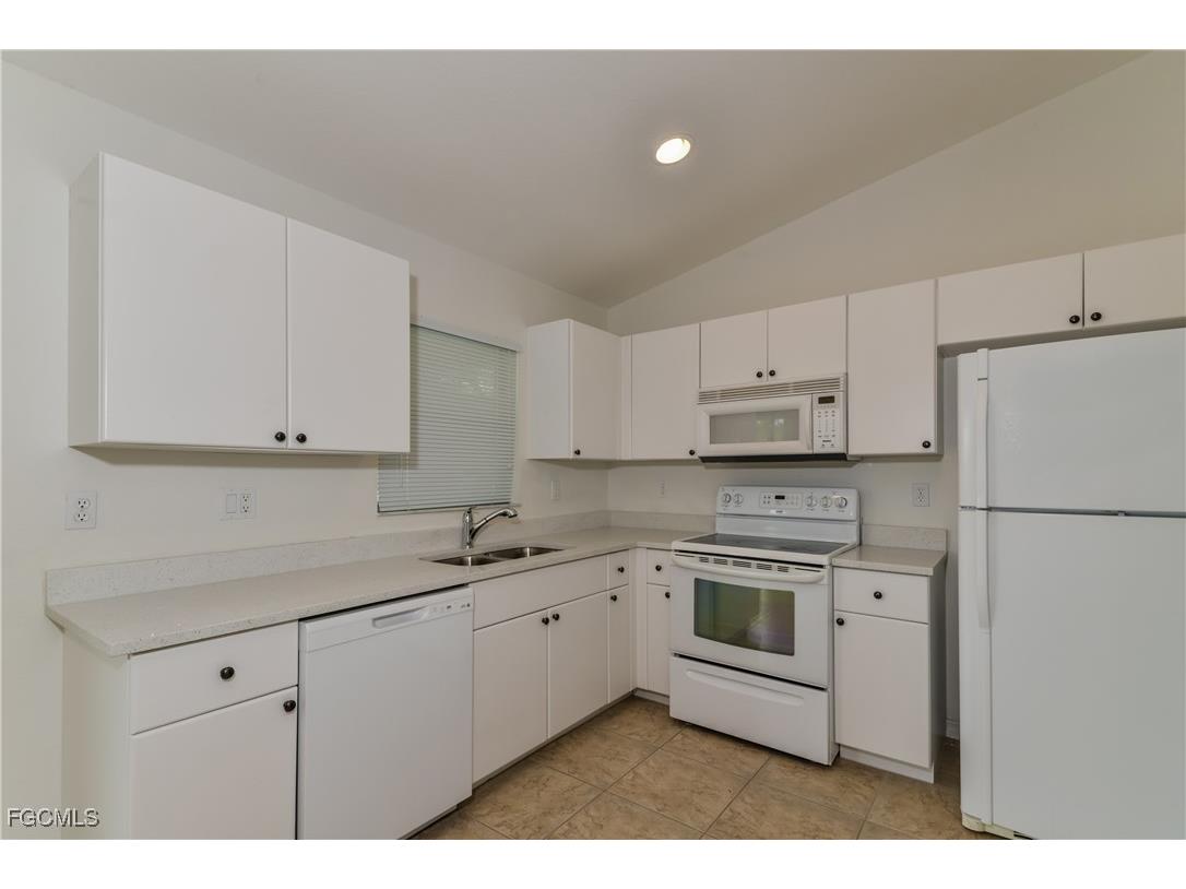 3259 Toluca Terrace North Port FL 34286 2025015907 image7