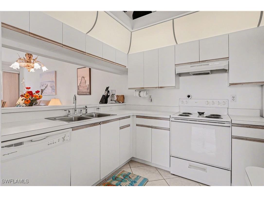 326 Bradstrom Circle #201F Naples FL 34113 226003644 image10