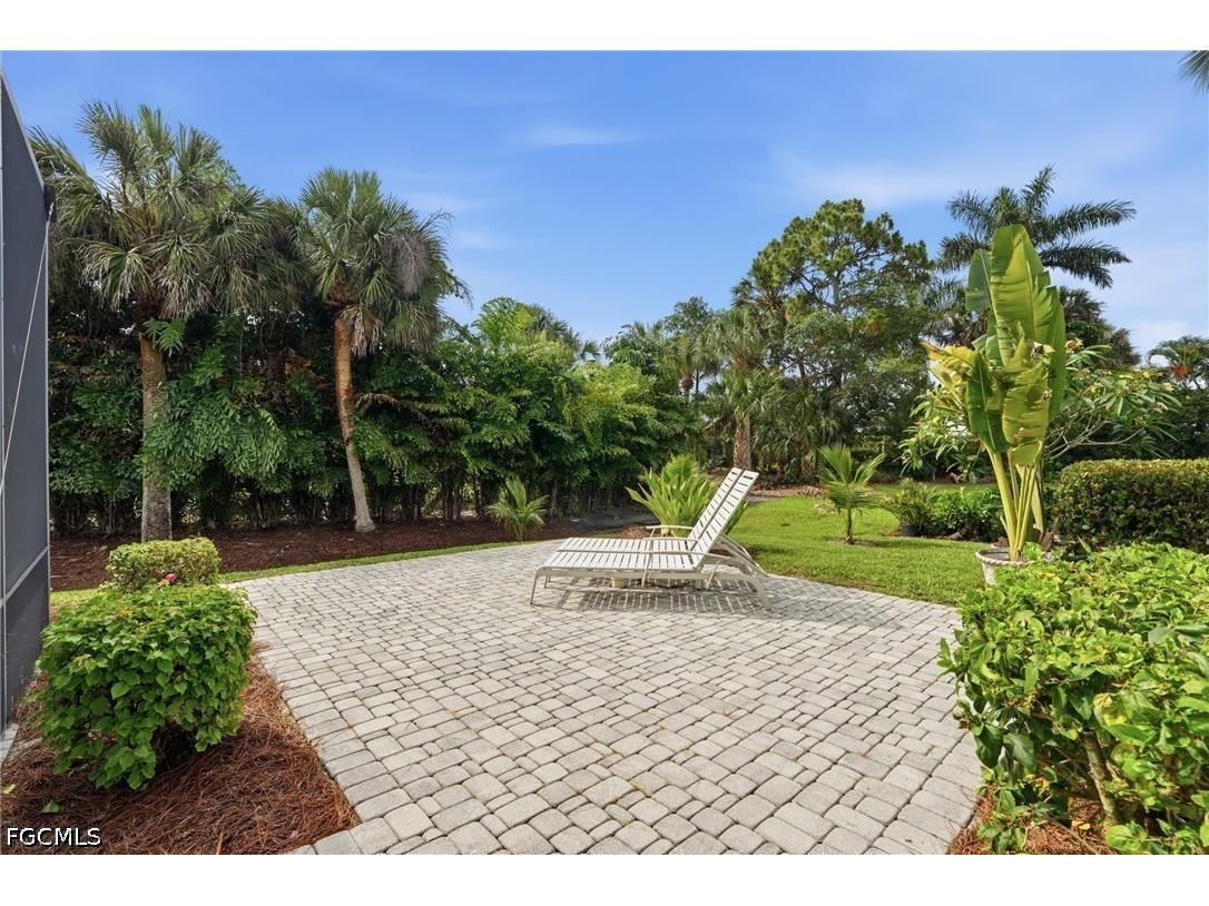 326 Cypress Way W Naples FL 34110 2026024087 image37