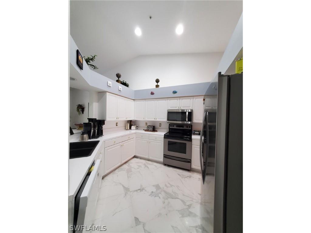 326 Dover Place #J203 Naples FL 34104 226008000 image10