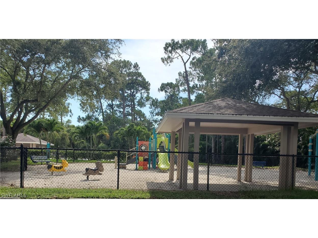 326 Dover Place #J203 Naples FL 34104 226008000 image7