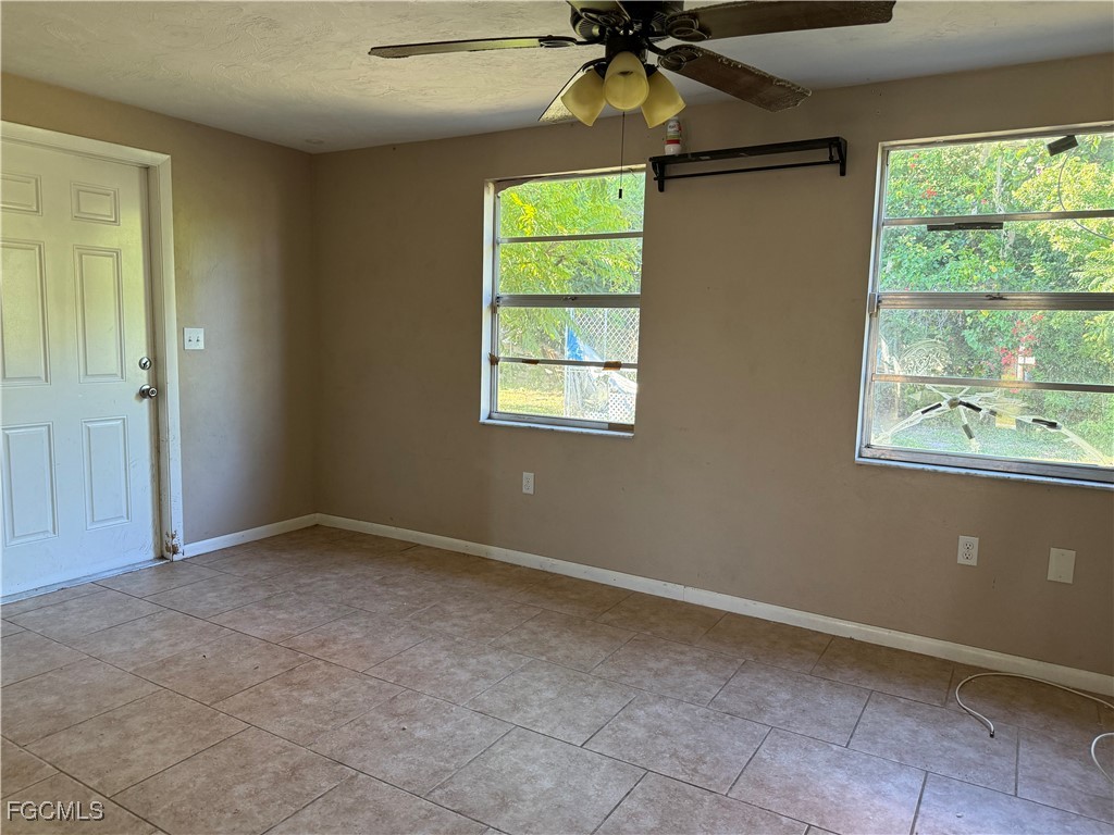 326 Morgan Circle N Lehigh Acres FL 33936 2025021449 image5