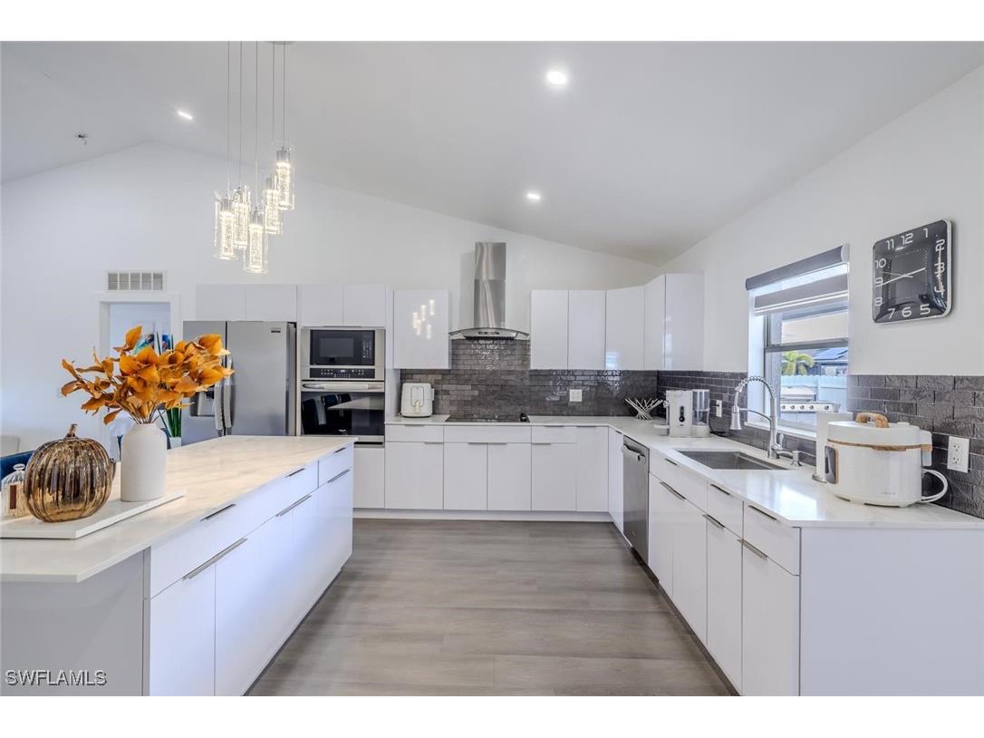 326 NE 10th Terrace Cape Coral FL 33909 225075500 image19