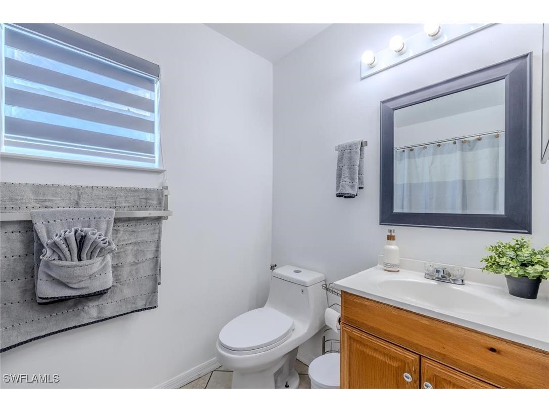 326 NE 10th Terrace Cape Coral FL 33909 225075500 image2