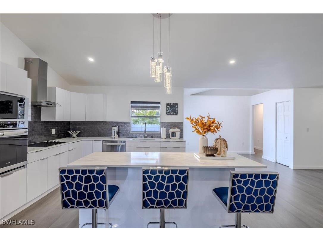 326 NE 10th Terrace Cape Coral FL 33909 225075500 image6