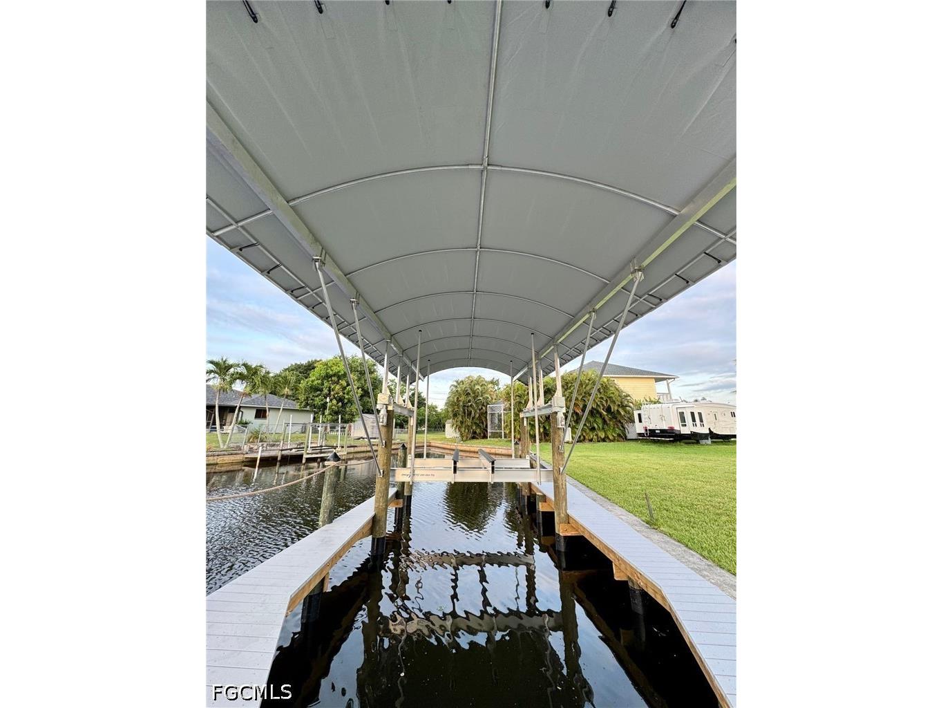 326 Shore Drive Fort Myers FL 33905 2026019330 image17