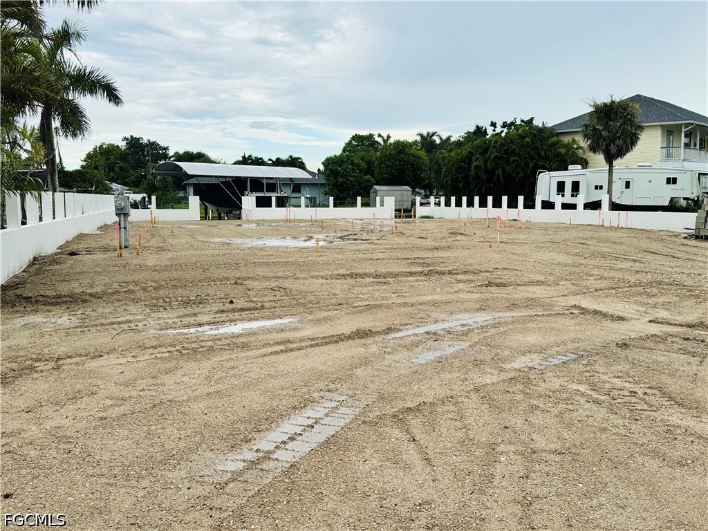 326 Shore Drive Fort Myers FL 33905 2026019330 image24