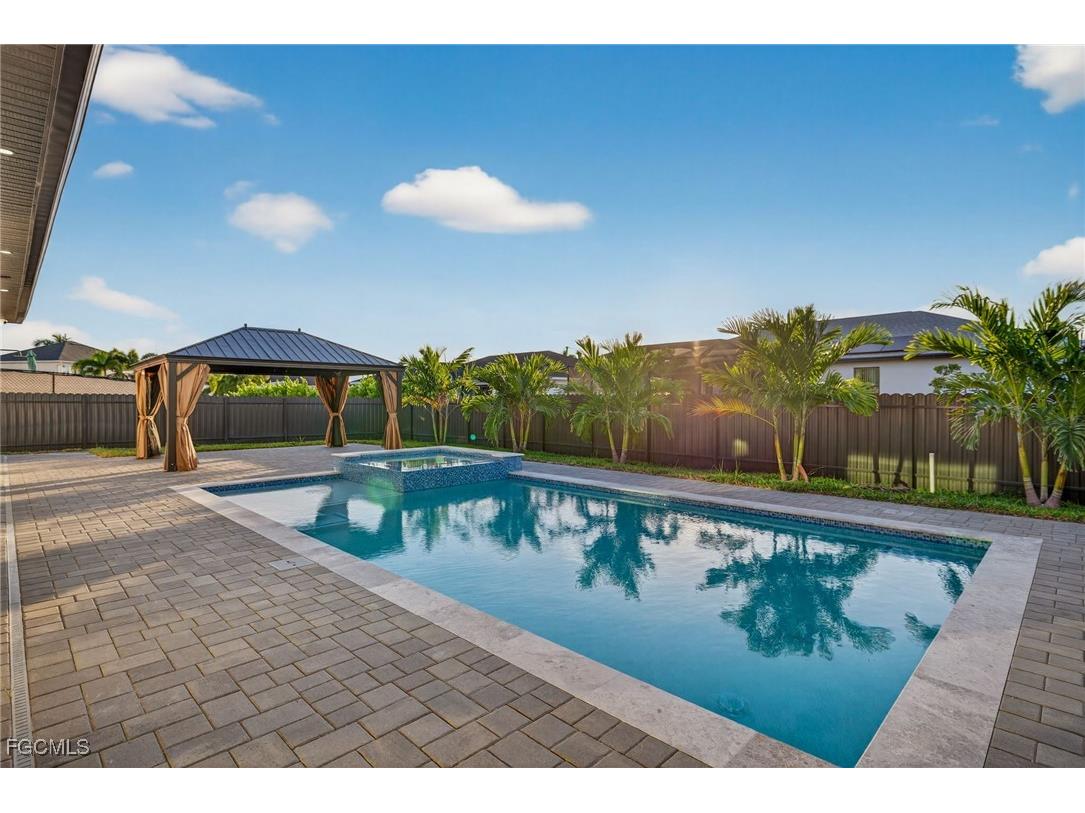 326 SW 25th Avenue Cape Coral FL 33991 2025023256 image10