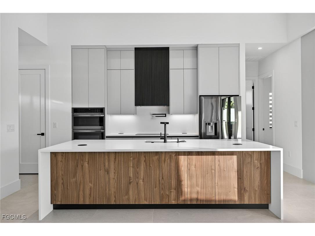 326 SW 25th Avenue Cape Coral FL 33991 2025023256 image19