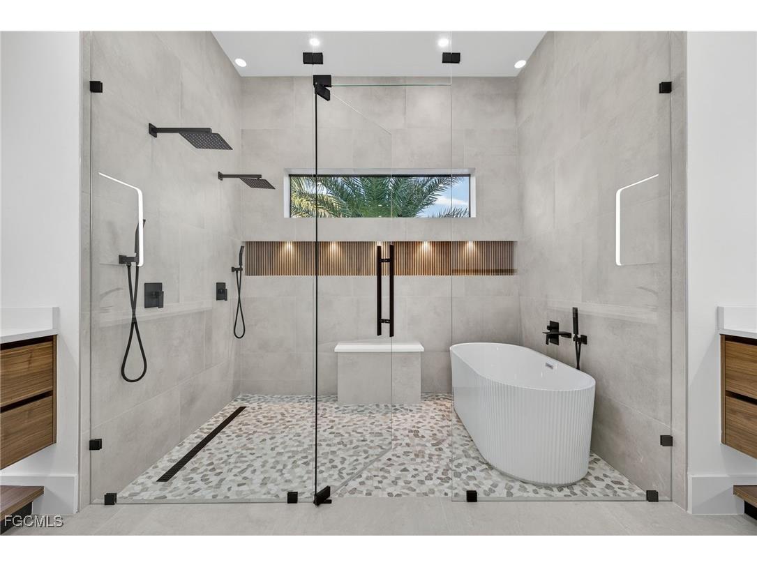 326 SW 25th Avenue Cape Coral FL 33991 2025023256 image34