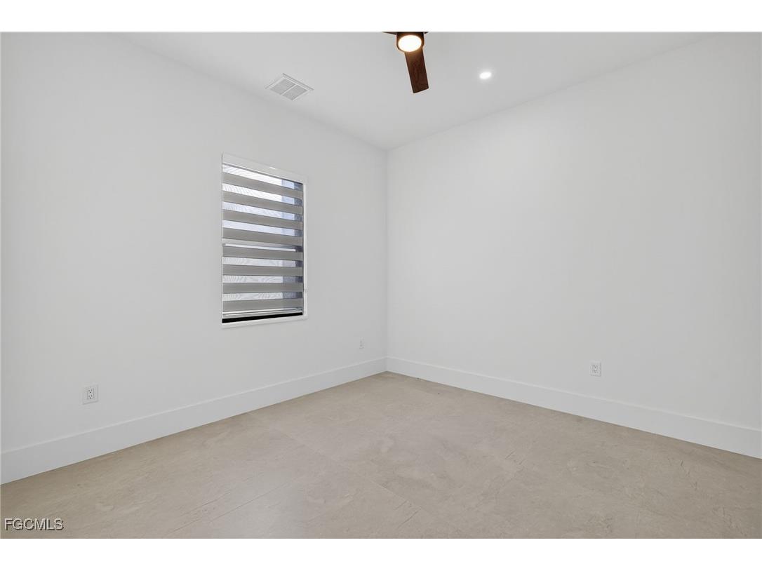 326 SW 25th Avenue Cape Coral FL 33991 2025023256 image37